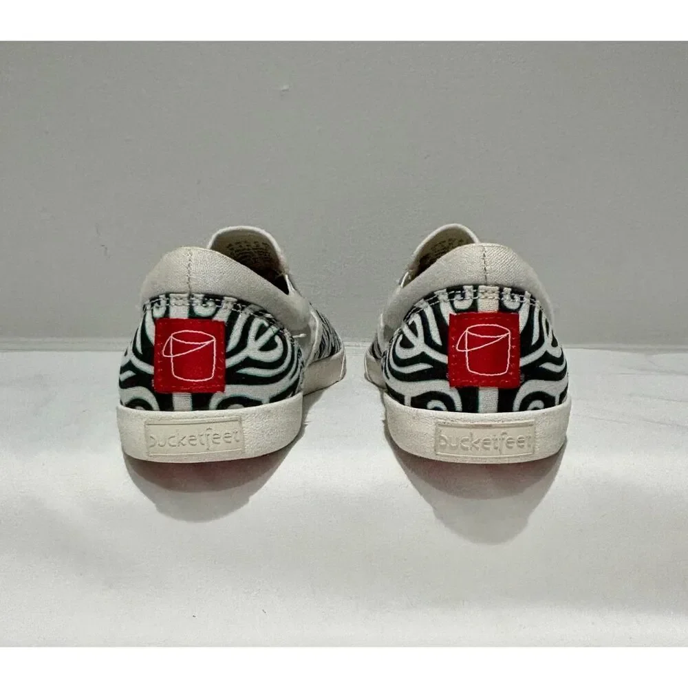 Bucket Feet these like